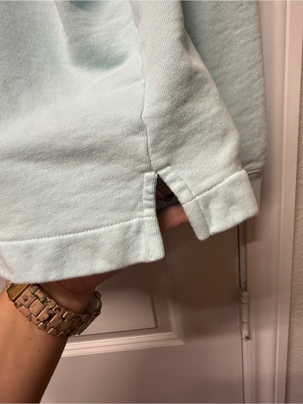 Vineyard Vines Women’s Large Light Blue Cotton Pullover Sweatshirt - Picture 6 of 8